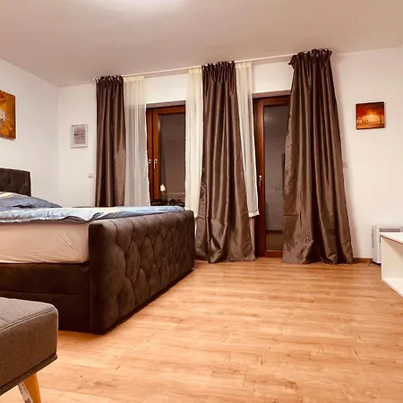 T&t Panorama * Blaustein