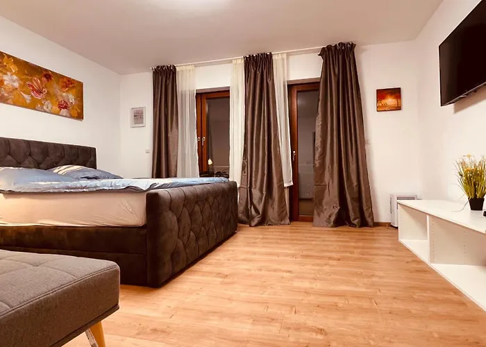 T&t Panorama * Blaustein